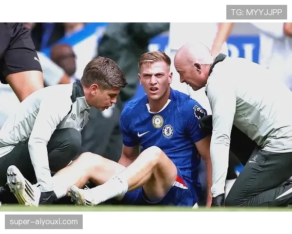 切尔西为何陷入困境？危机背后的战术与管理问题成为球迷焦点